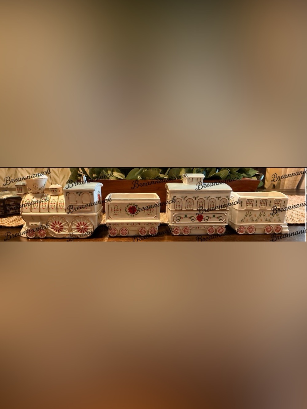 Lenox Village Christmas Train Server | 2nd Edition